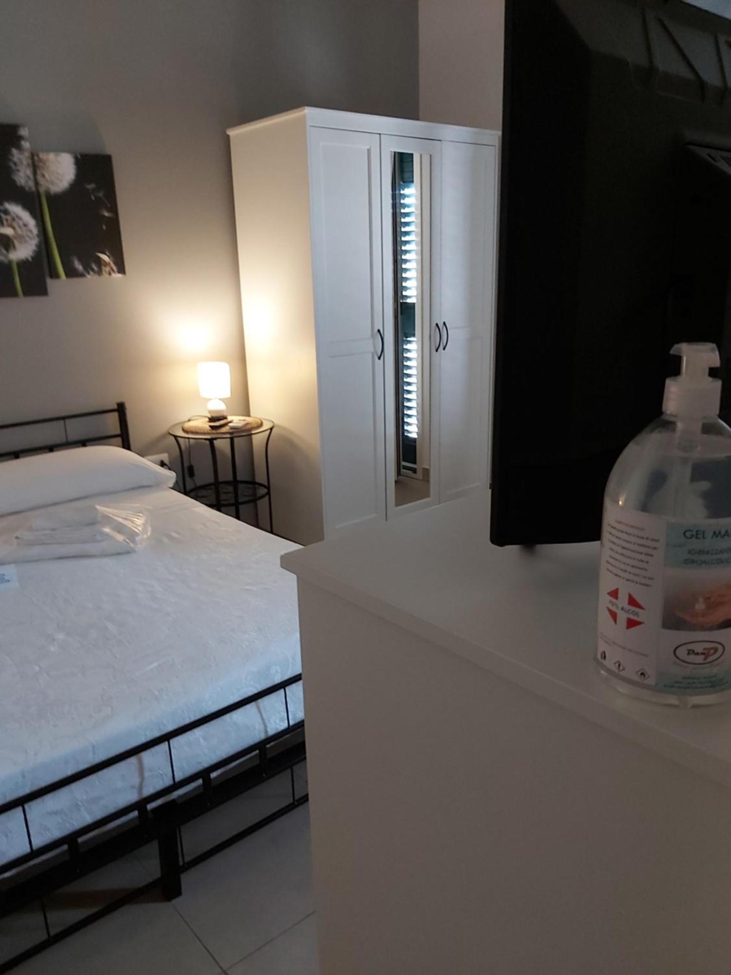 B&B Passione Del Sud Λέτσε Δωμάτιο φωτογραφία